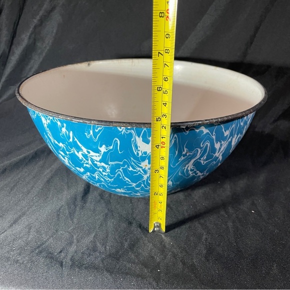 Vintage Blue and White Marbled Enamel Bowl - Picture 6 of 6